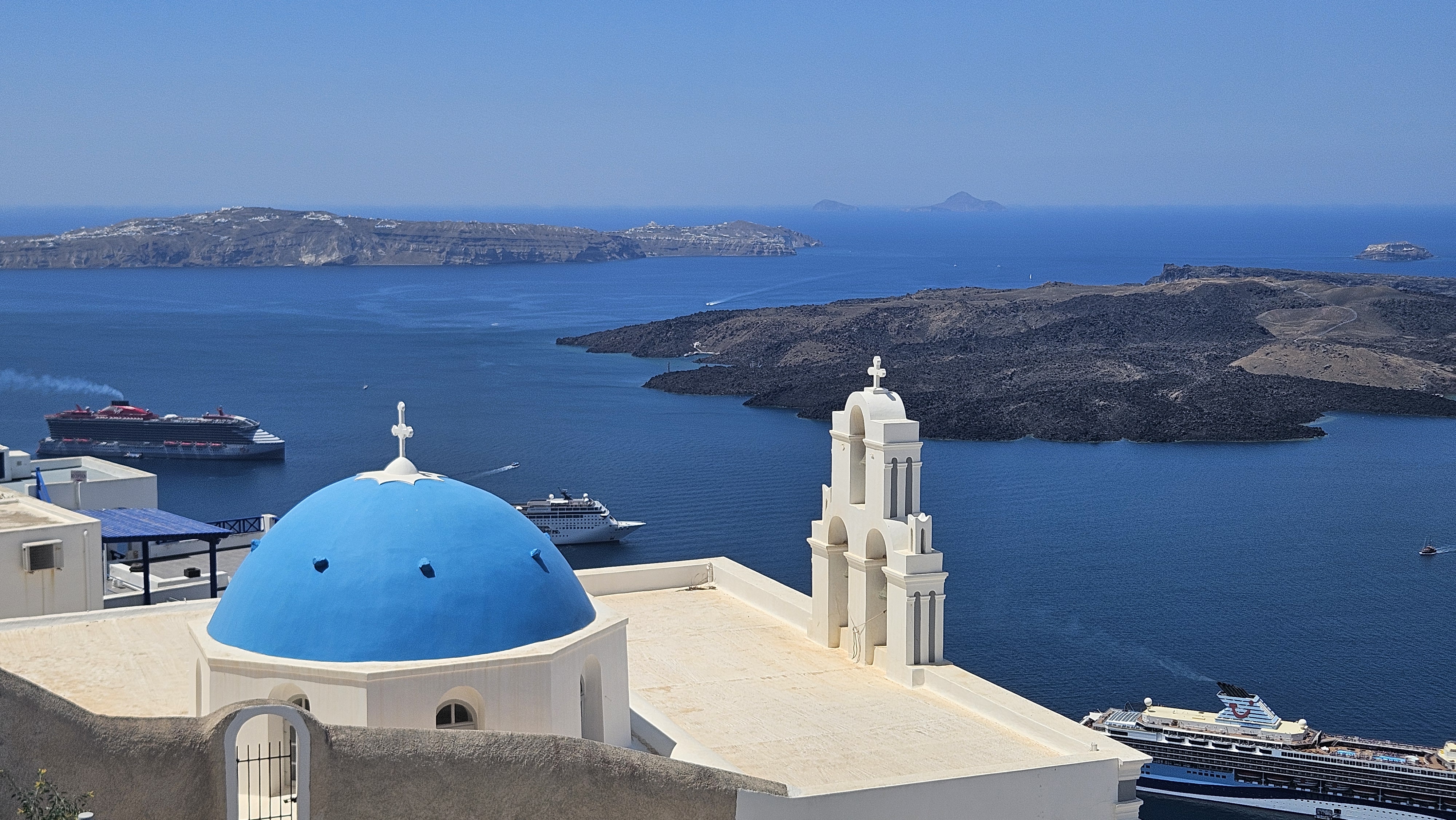 The three bells of Thira.